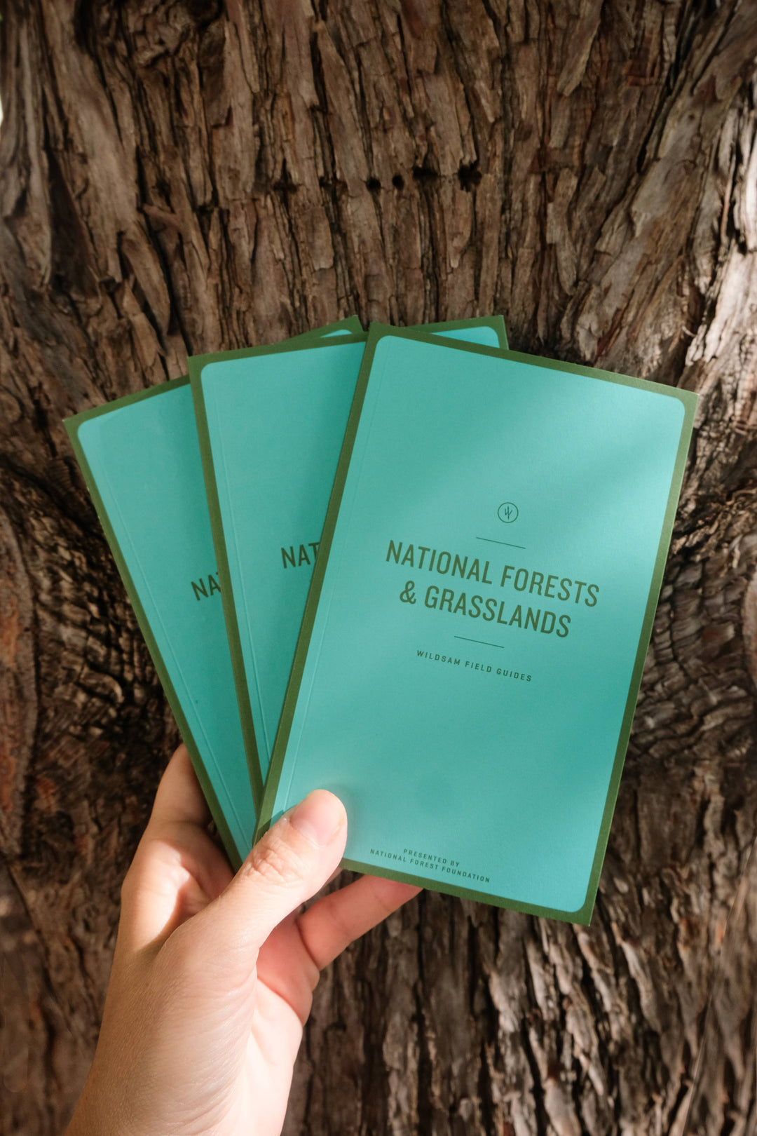 Wildsam Field Guides - National Forests and Grasslands Guide Book 