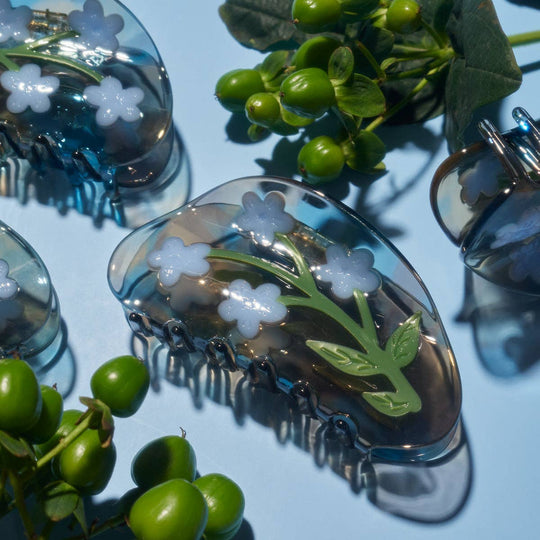 WINONA IRENE - Forget-Me-Not Light Blue Flower Acetate Hair Claw