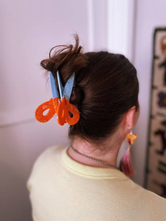 The Peach Fuzz - Scissors Hair Claw: Large
