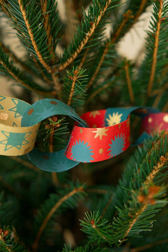 East End Press - FESTIVE PAPER CHAIN KIT