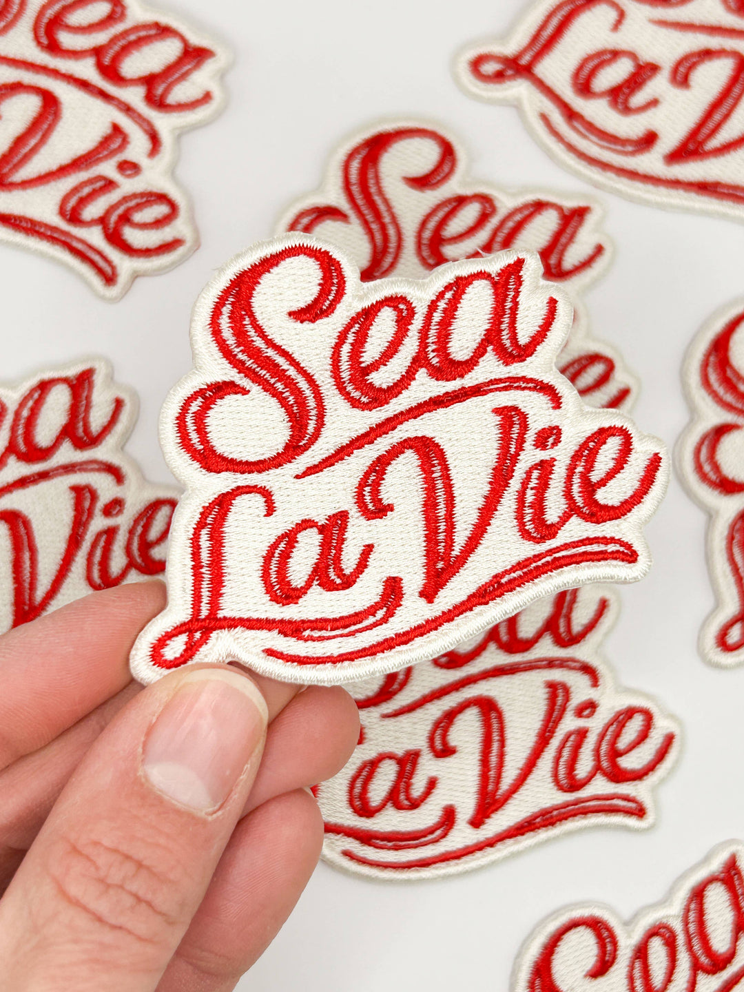 Field Trip Threads - Sea La Vie Embroidered Patch  Coastal Quote, Beach, Travel
