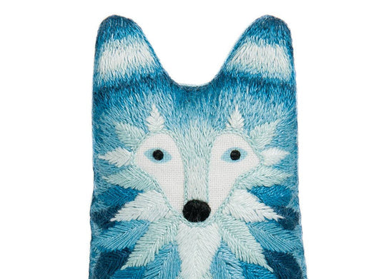 Kiriki Press - Wolf - Embroidery Kit