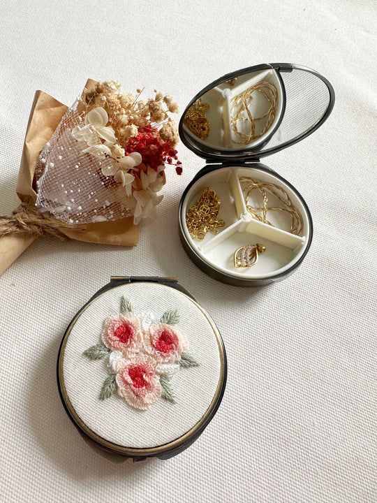 Quince Fables - Floral Embroidered Round Jewelry Box With Mirror (In Stock✅): 1. Full Flowers