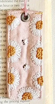 Quince Fables - Retro Linen Bookmark With Cute Floral Embroidery: 6.Daisy Garden-Red