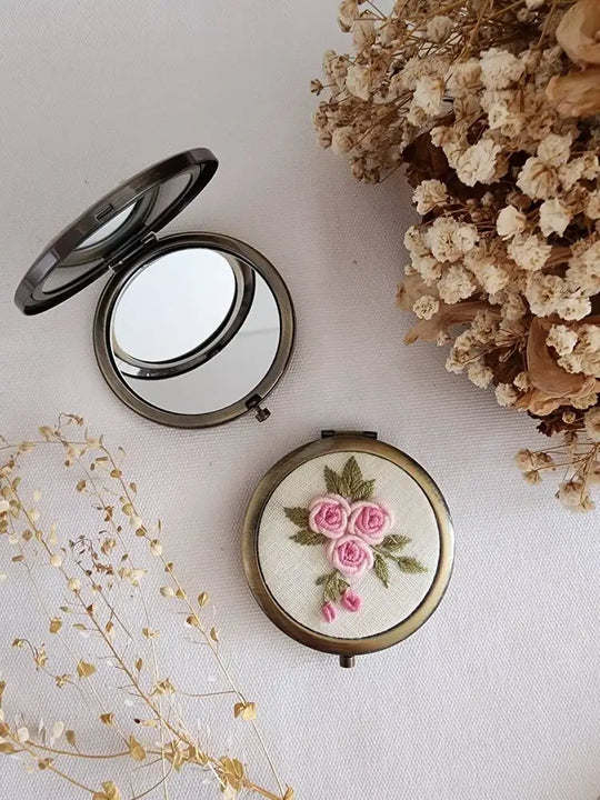 Quince Fables - Floral Embroidered Compact Mirror, Collection Sophia ✅: 1. Three flowers