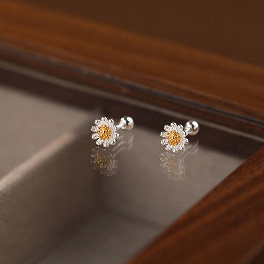 Perimade & Co. LLC - Tiny Small Daisy Flower Stud Earrings in 925 Sterling Silver