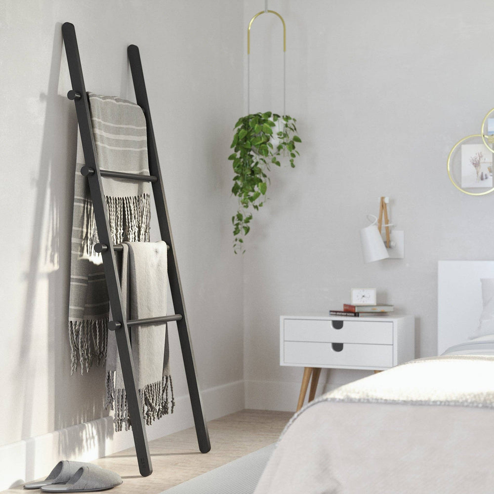 Umbra - Ladder Shelf Leana Ladder - Decorative Storage Display: Black