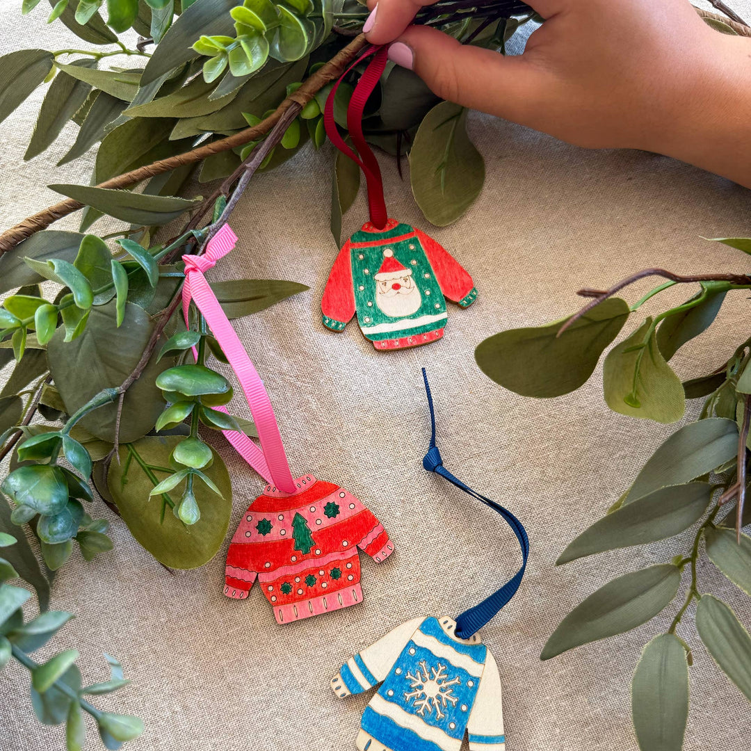Cotton Twist (WE PREPAY ALL USA DUTIES) - Christmas Jumper Decoration Kit