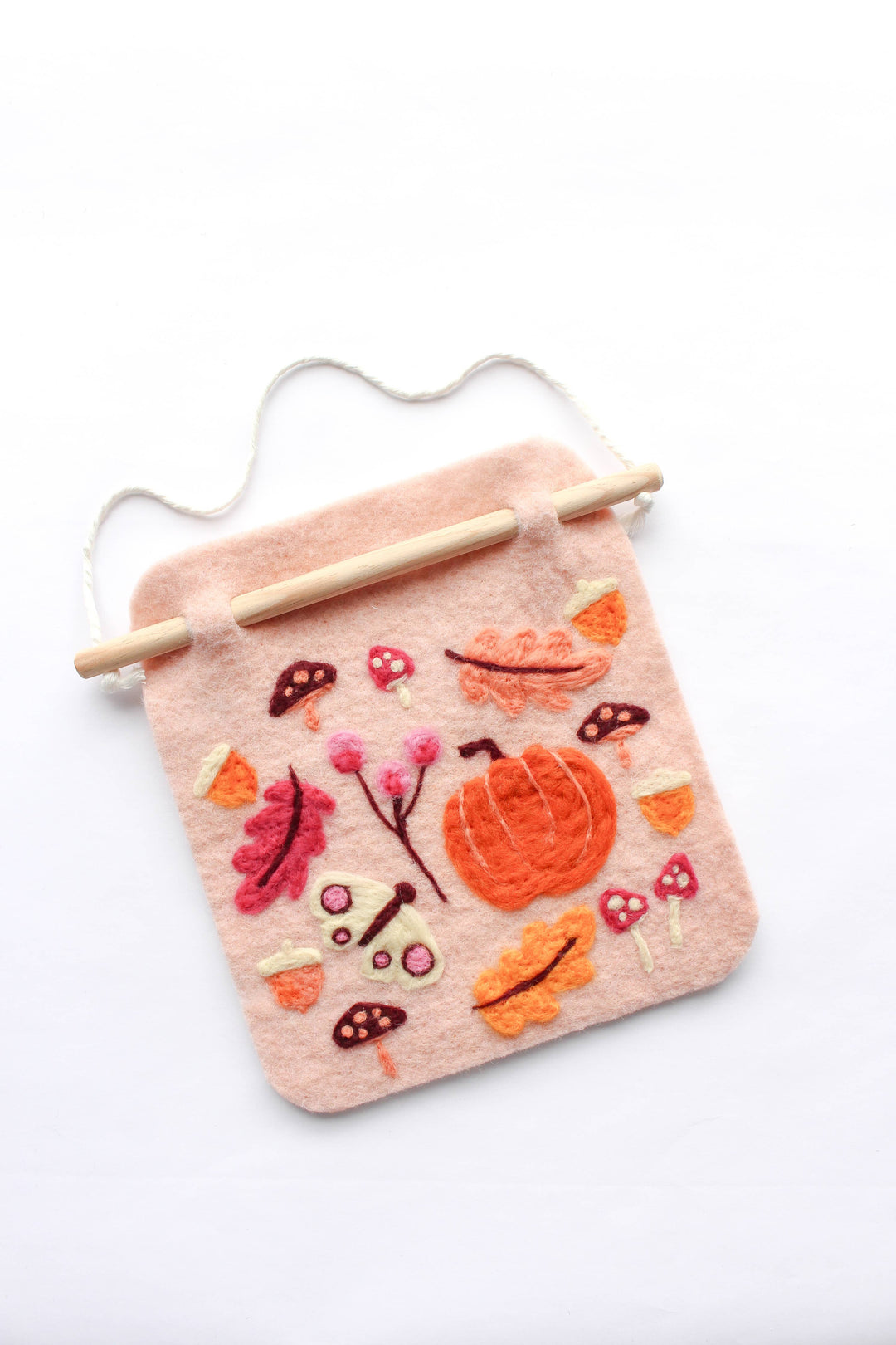 Sheep Creek Studio - 8"x8" Fall Banner Felting Kit: Black