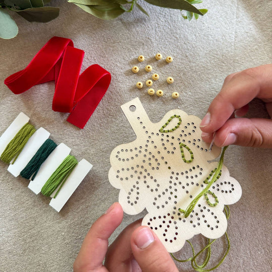 Cotton Twist (WE PREPAY ALL USA DUTIES) - Make Your Own Stitched Mistletoe Decoration