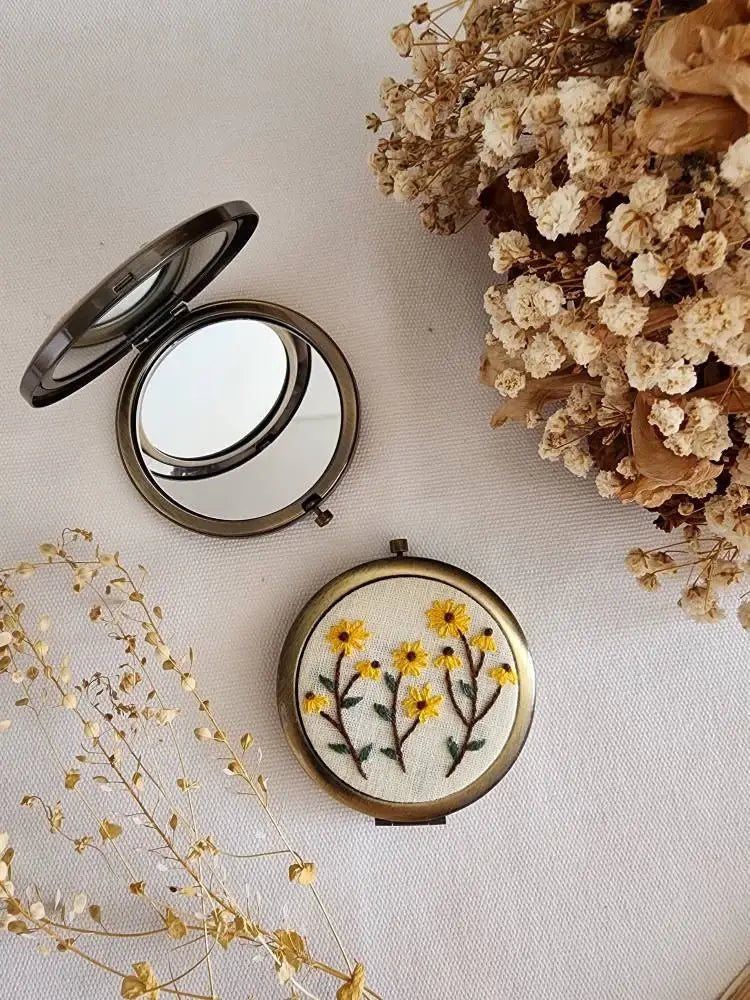 Quince Fables - Floral Embroidered Compact Mirror, Collection Sophia ✅: 7. Flower garden