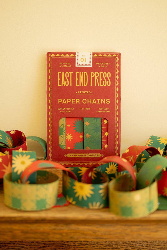 East End Press - FESTIVE PAPER CHAIN KIT