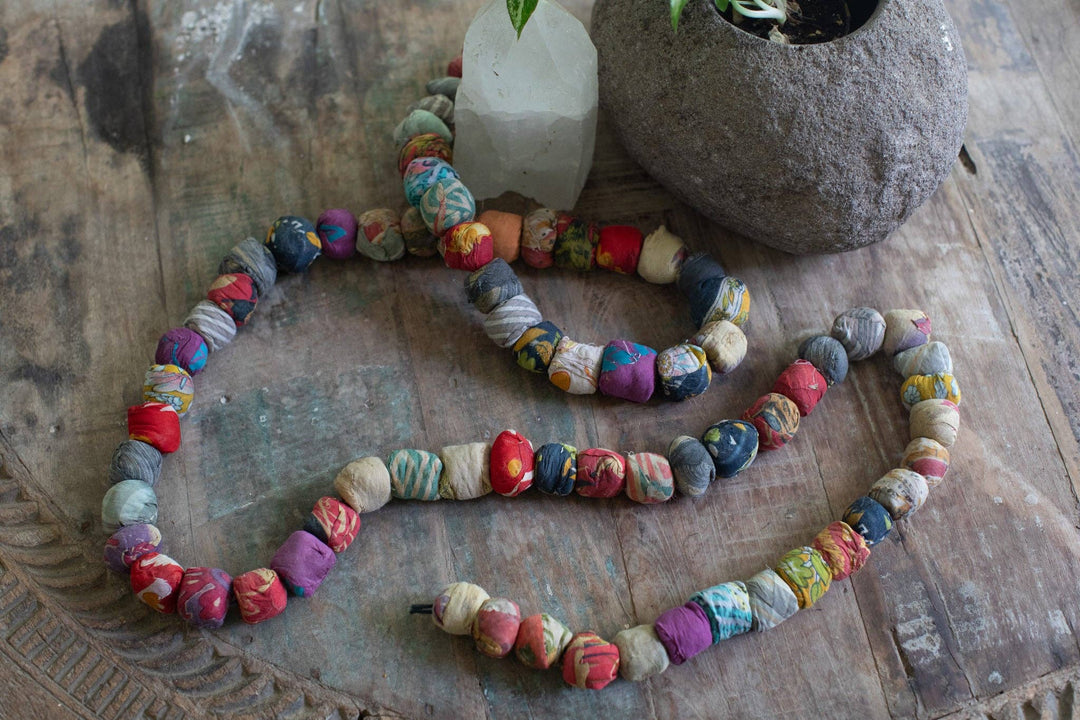 Sugarboo & Co - Kantha Ball Garland