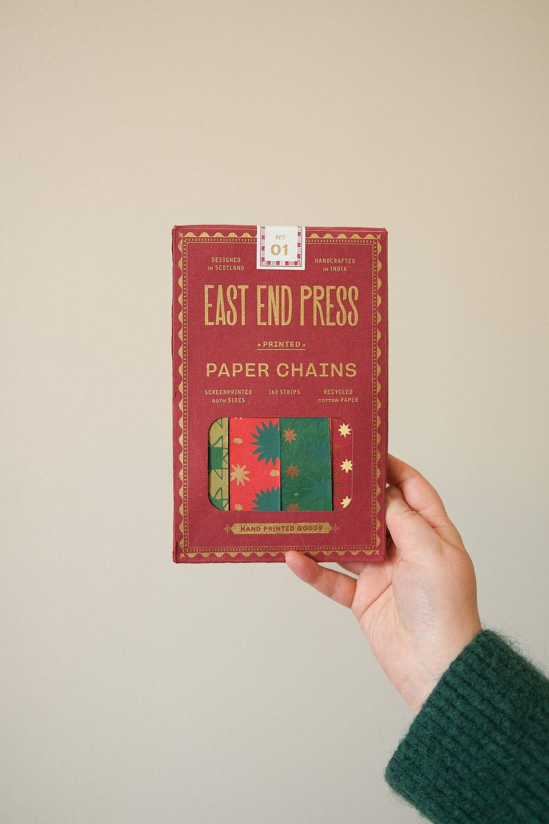 East End Press - FESTIVE PAPER CHAIN KIT