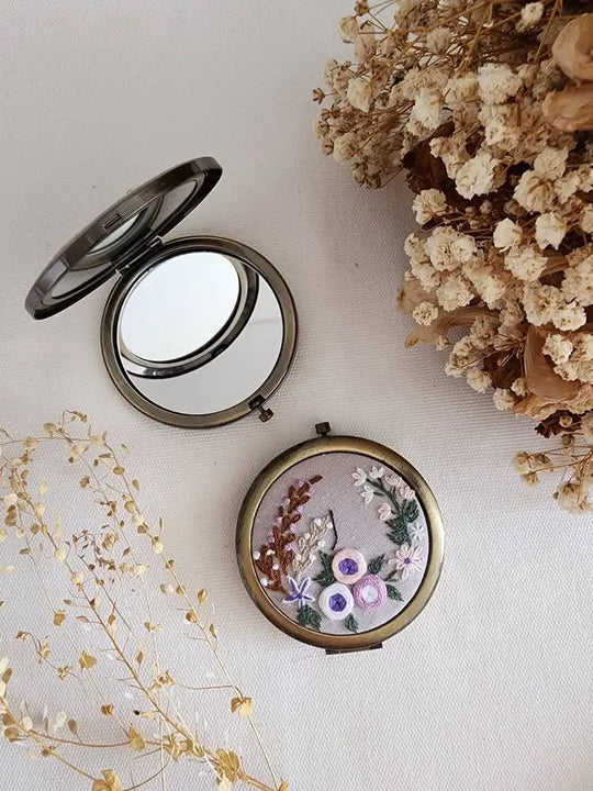 Quince Fables - Floral Embroidered Compact Mirror, Collection Sophia ✅: 1. Three flowers